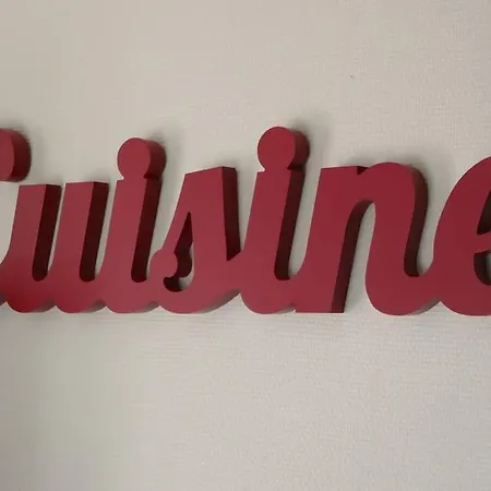 Maison En Triplex Au Centre-ville De * شيربوغ أون كوتننتين